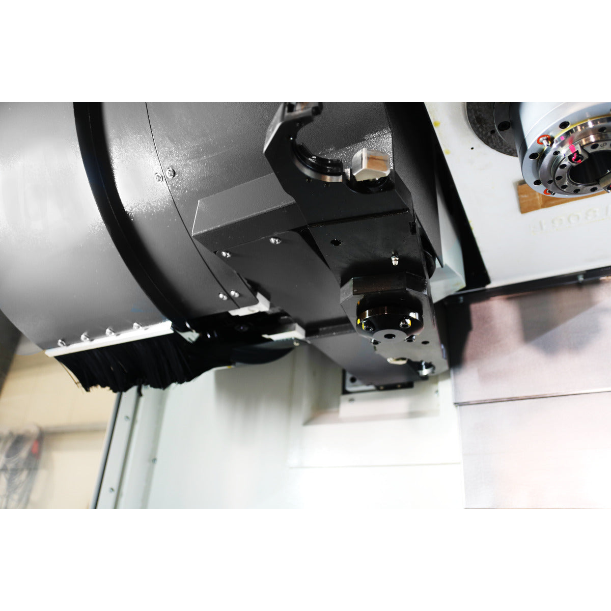 Fresadora CNC OPTImill F 150HSC com Trocador de ferramentas de 24 - Optimum (3511213) - vista 2
