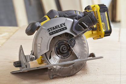 serra circular v20 li-ion 18v ø165mm, velocidade 4.000 rpm, profundidade de corte 54mm. inclui 1 disco tct 18t ø165 x 16mm. sem carregador/bateria - stanley (sfmcs500b-xj) - sfmcs500b-xj