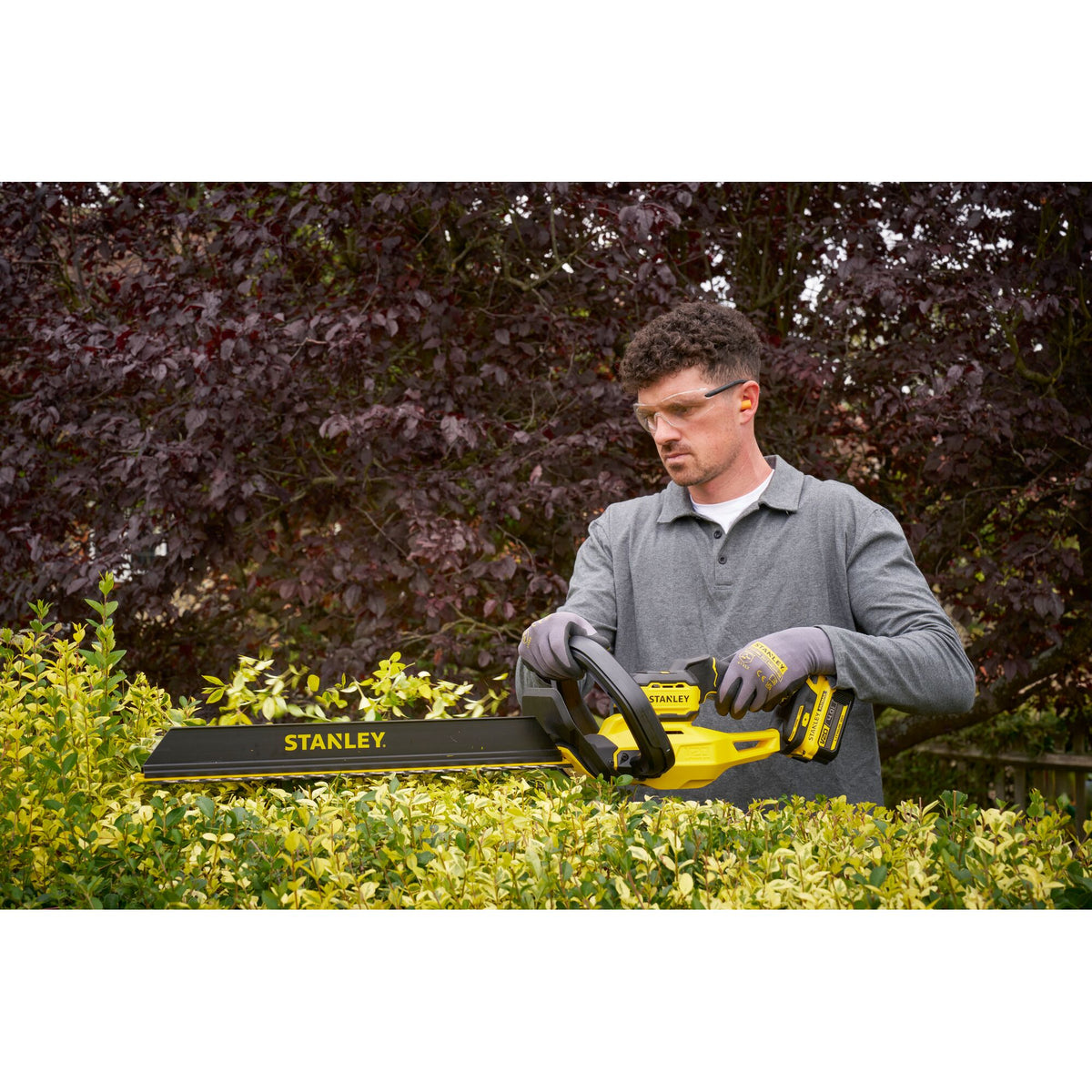Corta-Sebes sem escovas V20 Li-Ion 18V 55cm sem bateria/carregador - STANLEY (STCHT8255B-XJ) - vista 4
